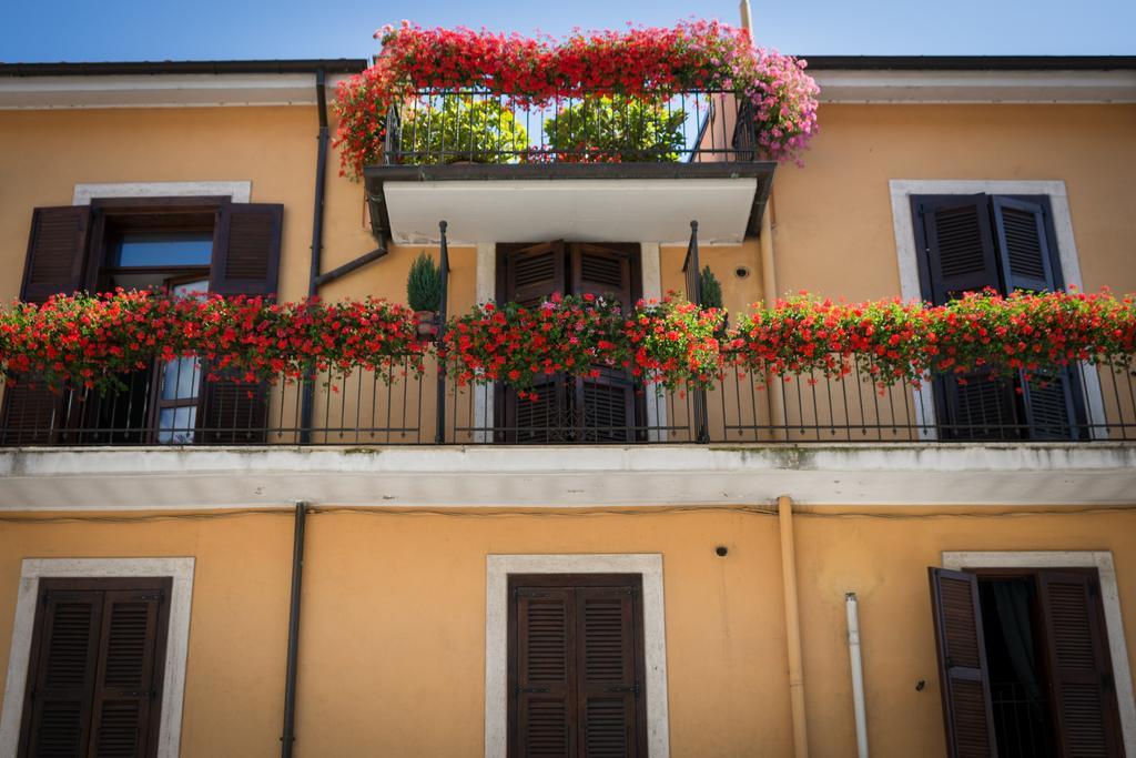 Hotel Il Tiglio Castel Di Sangro Esterno foto