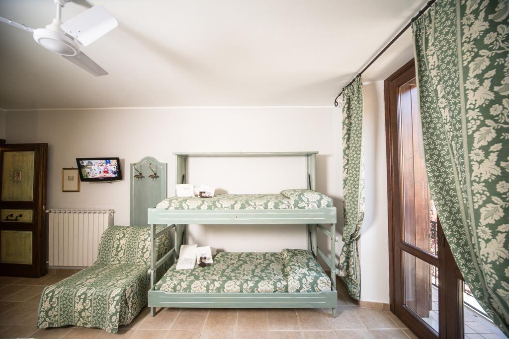 Hotel Il Tiglio Castel Di Sangro Esterno foto