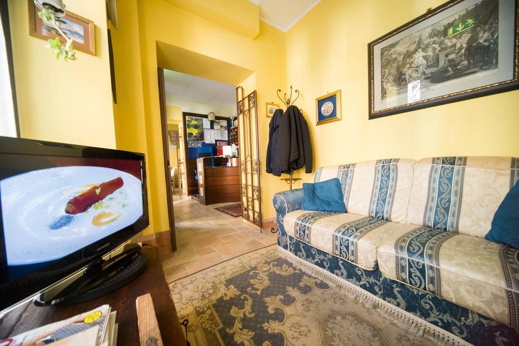 Hotel Il Tiglio Castel Di Sangro Esterno foto